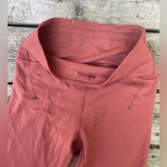 Lululemon Wunder Train Tights Size 4 Dark Terracotta RARE! - Picture 4 of 5